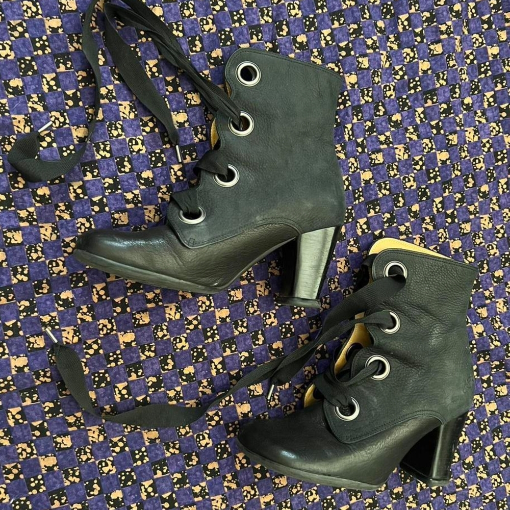 Fluevog Robyn Sopranos